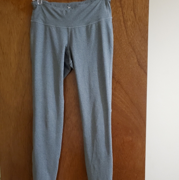 Old Navy activewear leggings - Picture 2 of 5